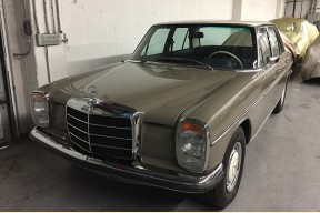 1969 Mercedes Benz 230